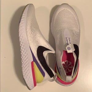 Nike Epic Phantom React Flyknit